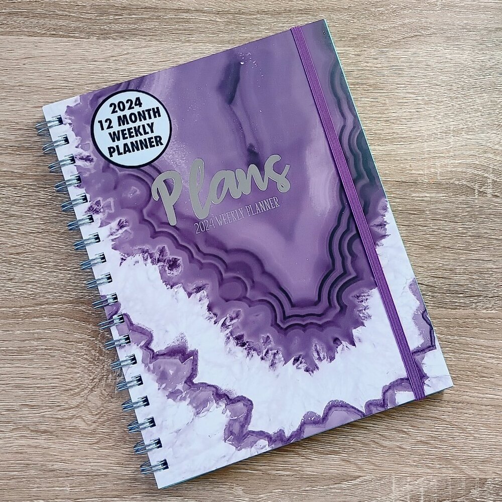 Cute 2024 Weekly Planner & Calendar